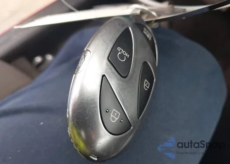 2025 Hyundai Elantra Sel Convenience z USA, uszkodzony, nr VIN KMHLS4DG7SU923072